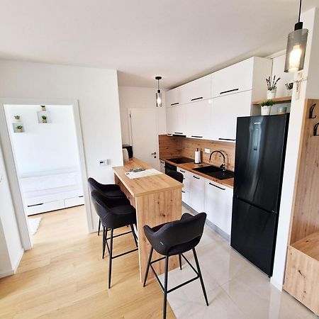 Apartment Queen Károlyváros Kültér fotó