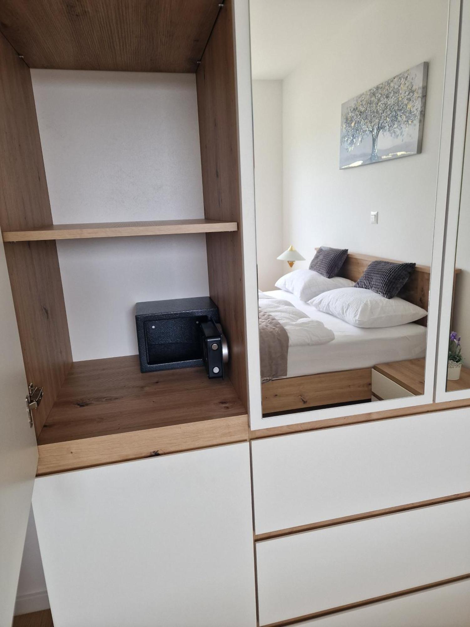 Apartment Queen Károlyváros Kültér fotó