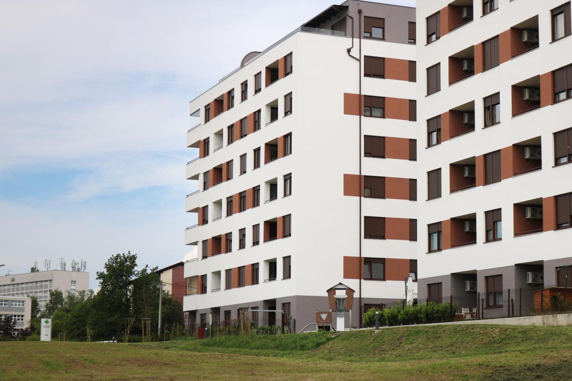 Apartment Queen Károlyváros Kültér fotó